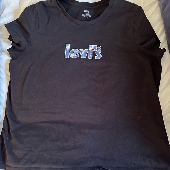 Levi’s t-shirt - Picture 1 of 2